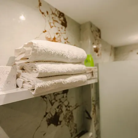 The Gallery Flat In The Core Of Tirana