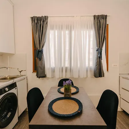 The Gallery Flat In The Core Of 地拉那